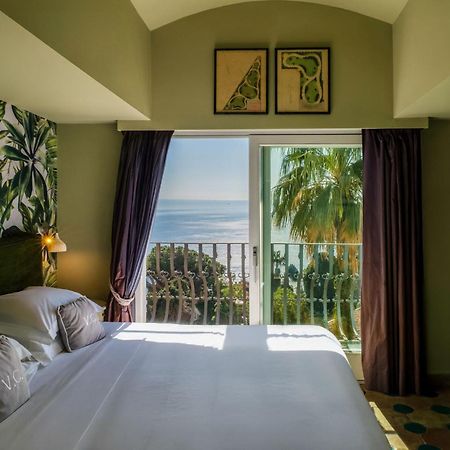 Hotel Villa Carlotta Taormina Bagian luar foto