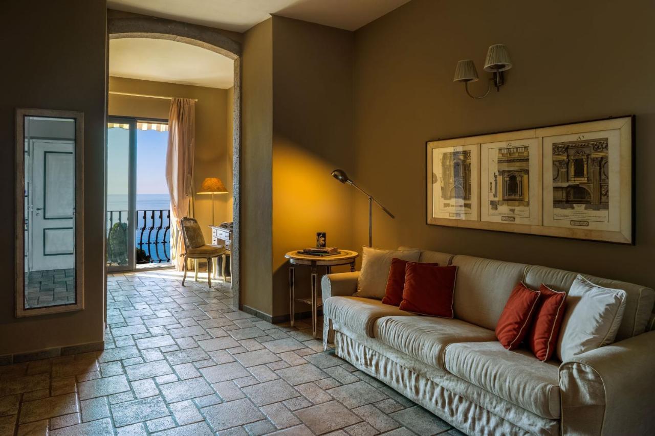 Hotel Villa Carlotta Taormina Bagian luar foto