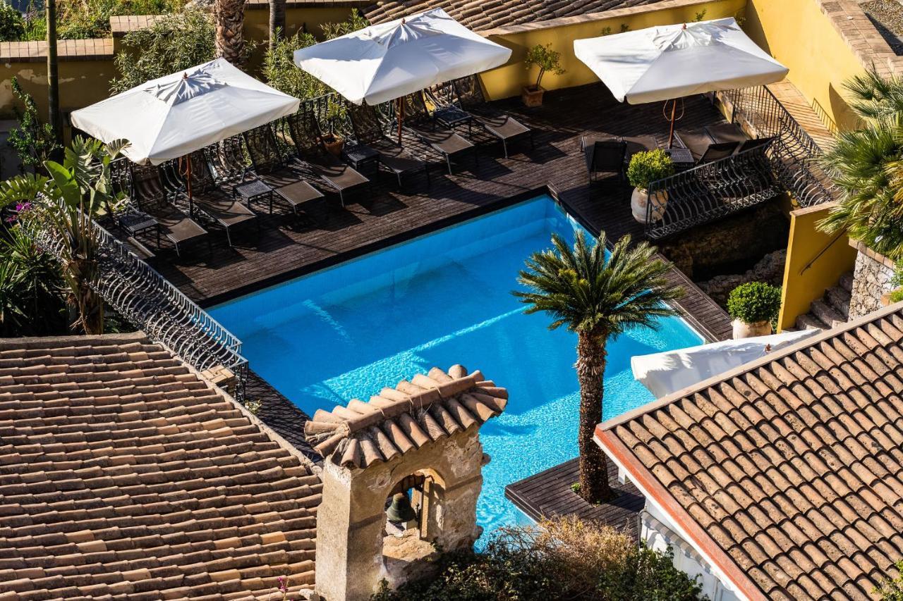 Hotel Villa Carlotta Taormina Bagian luar foto