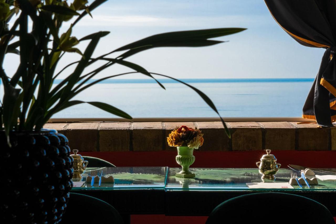 Hotel Villa Carlotta Taormina Bagian luar foto