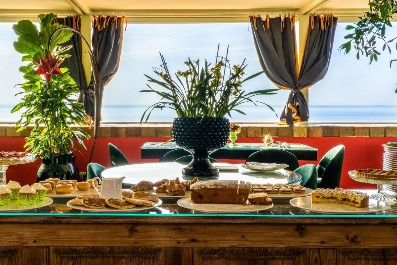 Hotel Villa Carlotta Taormina Bagian luar foto